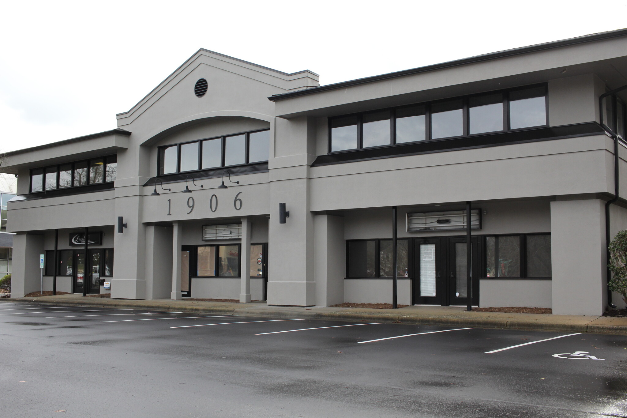 1906 E Highway 54, Durham, NC for sale Building Photo- Image 1 of 1