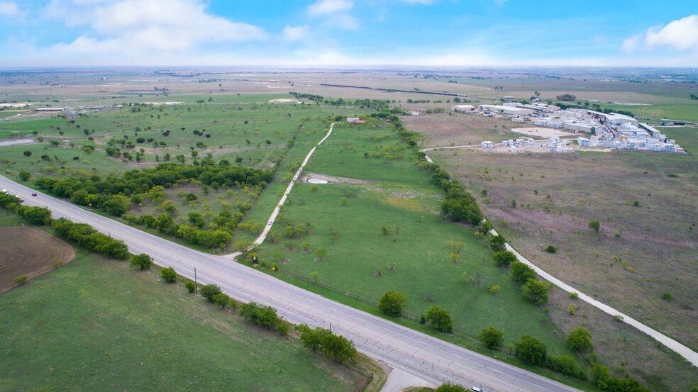 28017 S Highway 377, Cresson, TX for sale - Primary Photo - Image 1 of 1