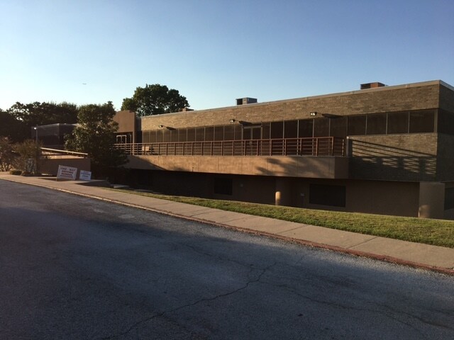 1720 S Edmonds Ln, Lewisville, TX for sale Building Photo- Image 1 of 1