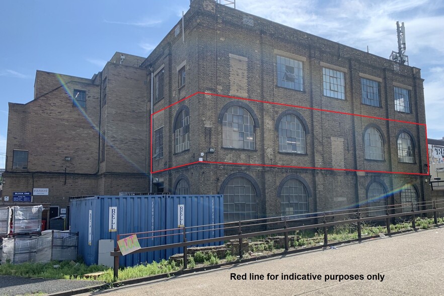 Woolwich Church St, London for lease - Building Photo - Image 1 of 7