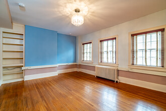 1715 N St NW, Washington, DC for lease Interior Photo- Image 2 of 7