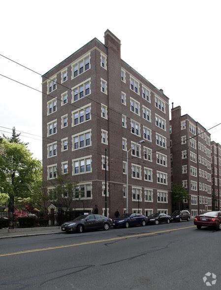 19 Garden St, Cambridge, MA for lease - Building Photo - Image 1 of 14