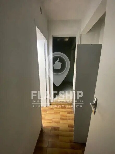 Office in Levallois-Perret for sale - Building Photo - Image 3 of 10