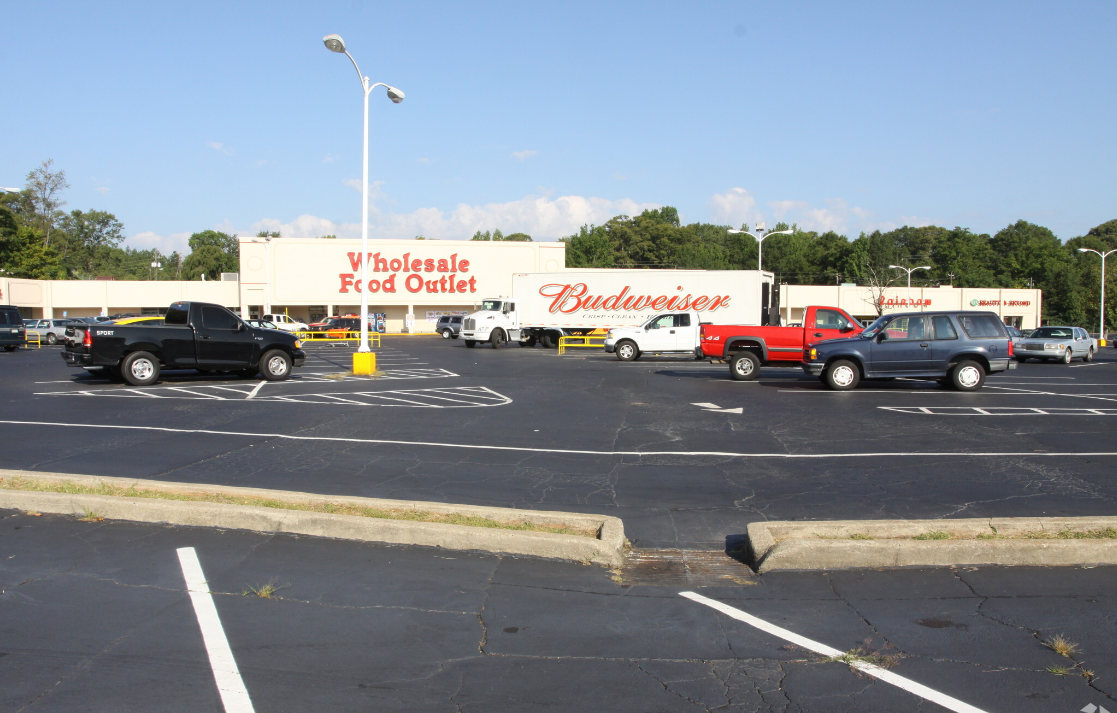 4839-4925 Jonesboro Rd, Forest Park, GA for lease Building Photo- Image 1 of 17