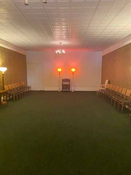 268/270 Young St, Wilson, NY for lease - Building Photo - Image 3 of 17