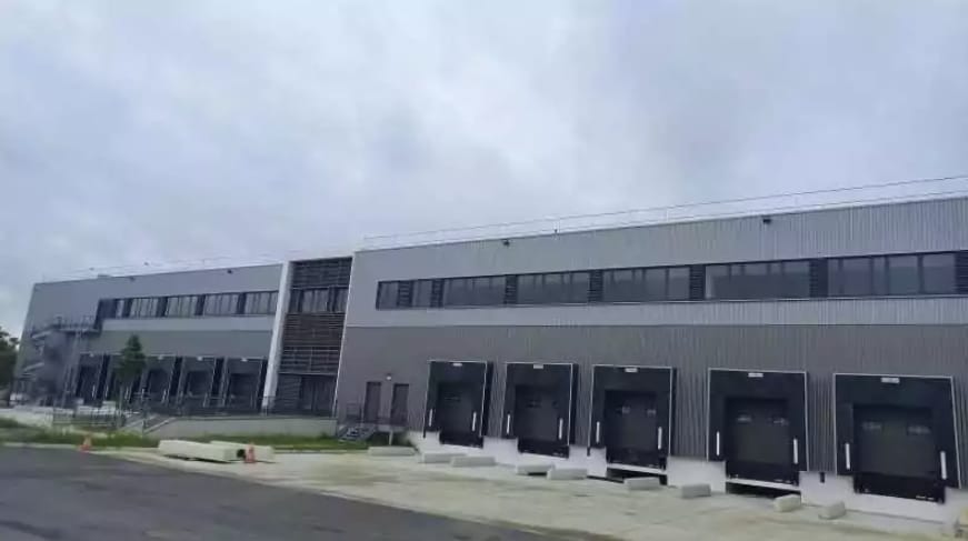 2 Avenue Des Morillons, Garges-lès-Gonesse for lease - Building Photo - Image 3 of 9