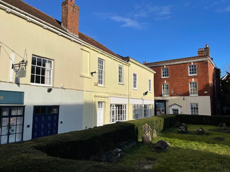 4 St. Thomas's Sq, Salisbury for lease - Building Photo - Image 3 of 7