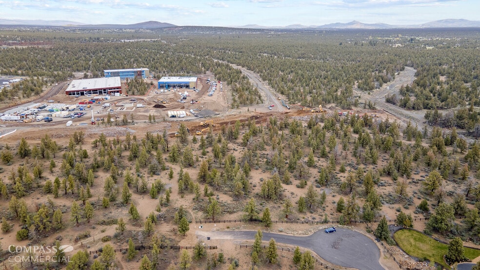 Large Tract 8, Bend, OR for sale - Building Photo - Image 3 of 3