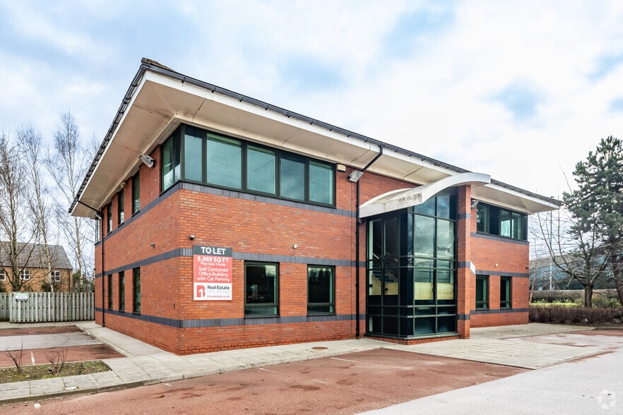 Monks Way, Runcorn for lease - Primary Photo - Image 1 of 5