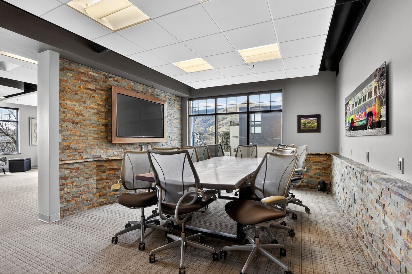 722 Washington Ave, Golden, CO 80401 - Unit 210 - - Interior Photo - Image 2 of 13