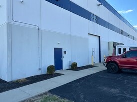 501 W Air Park Dr, Muncie IN - Warehouse