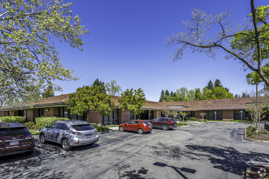 1700 Eureka Rd, Roseville, CA for lease - Building Photo - Image 1 of 10