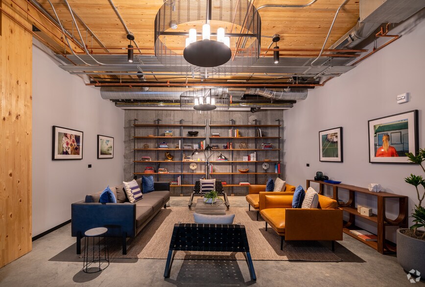 323 Washington Ave N, Minneapolis, MN for lease - Interior Photo - Image 3 of 15