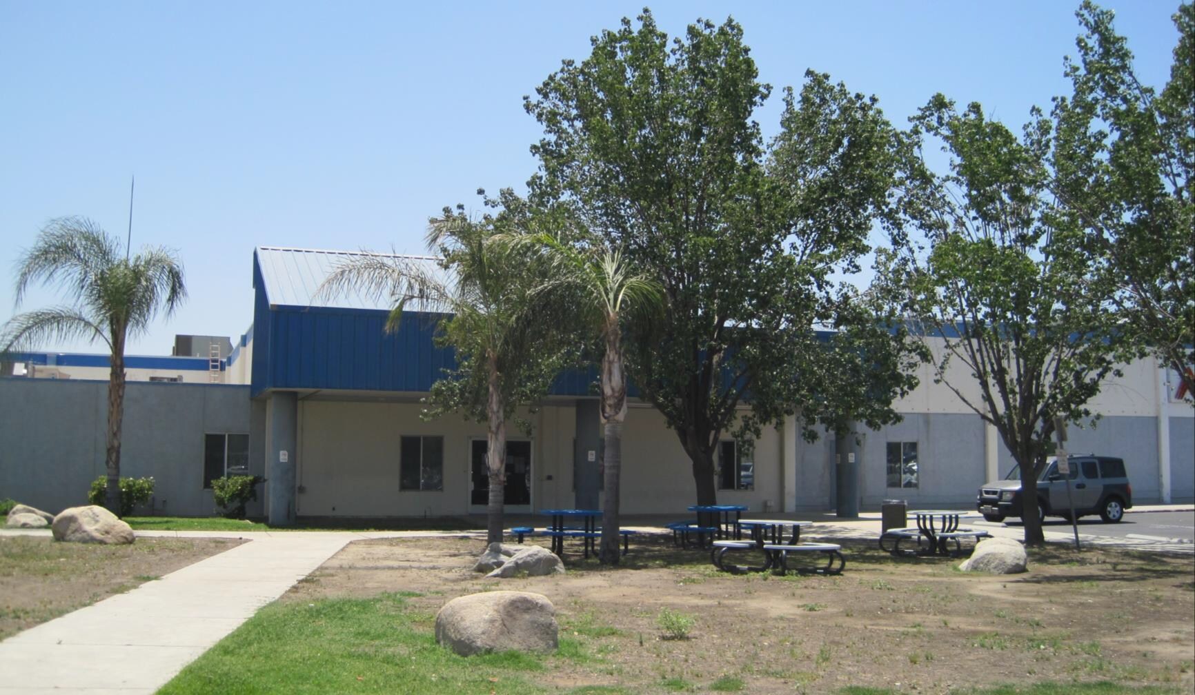 401 34th St, Bakersfield, CA 93301 Office/Retail for Lease