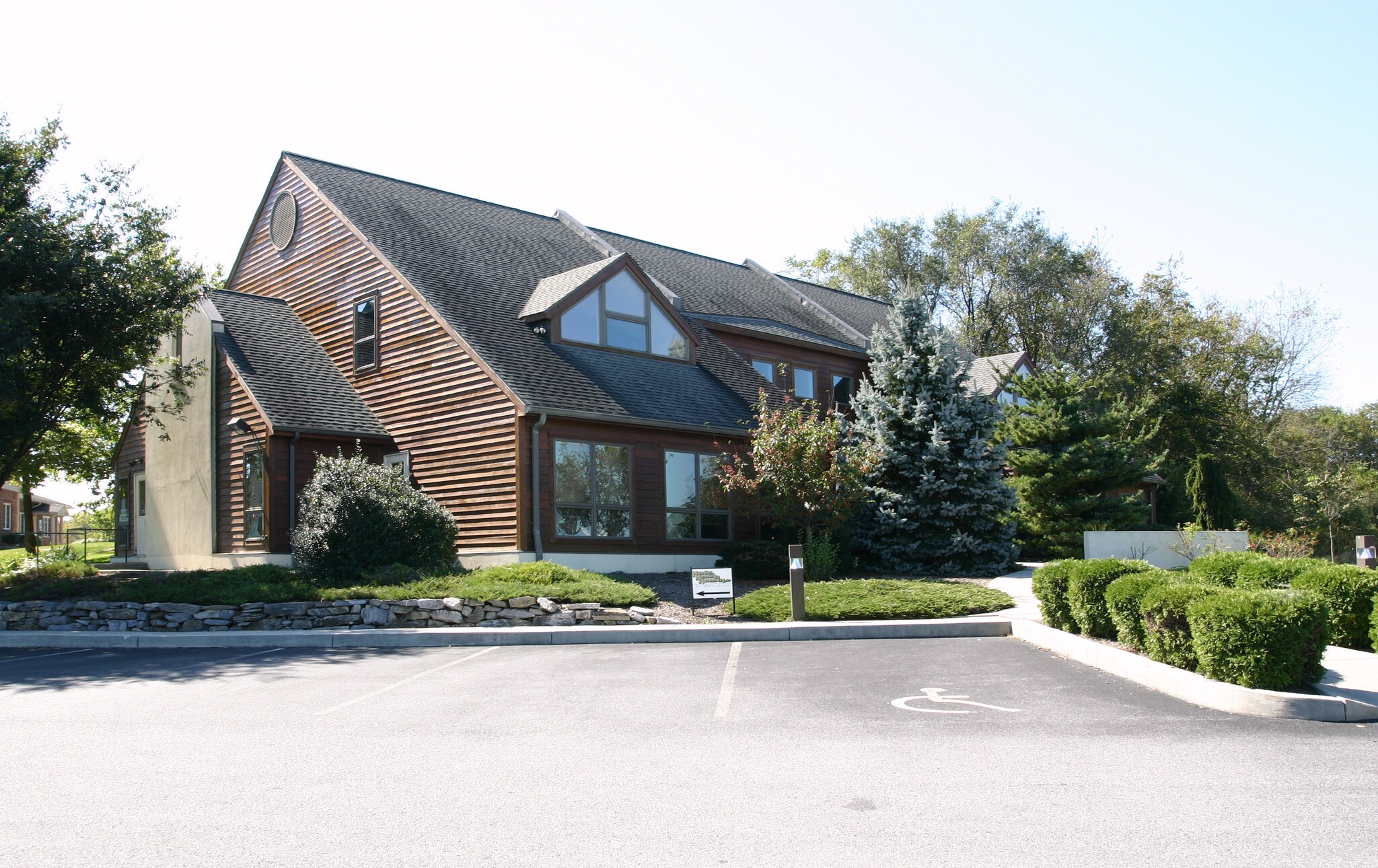 26 State Ave, Carlisle, PA for sale Primary Photo- Image 1 of 1