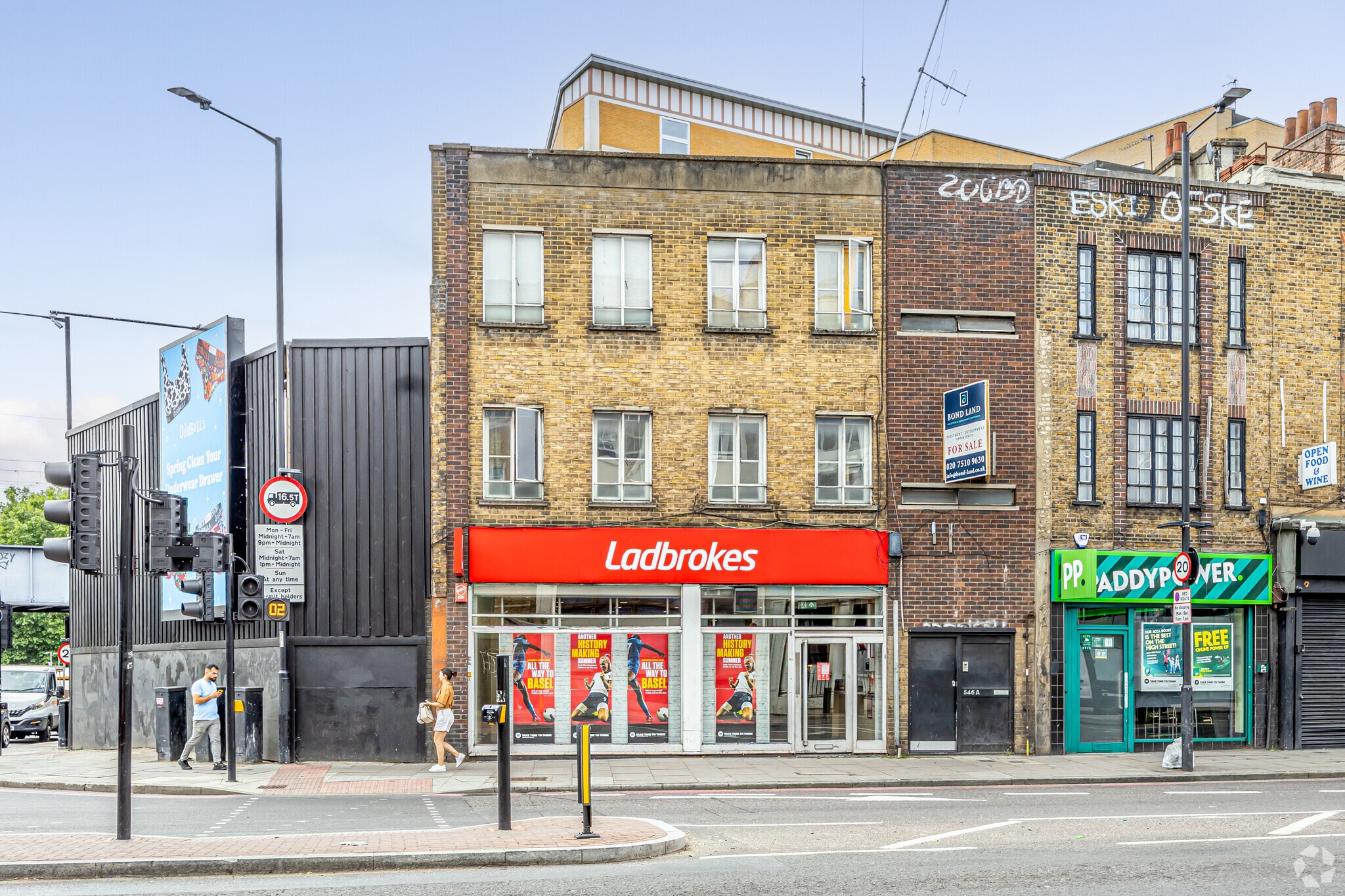 546-548 Commercial Rd, London for sale Primary Photo- Image 1 of 3