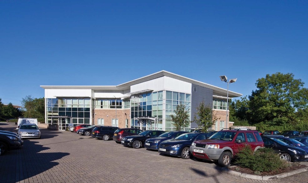 Methuen Park, Chippenham for lease - Building Photo - Image 1 of 4