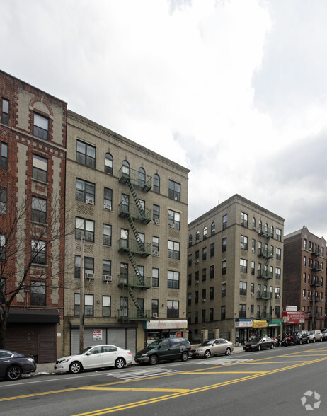 858-862 Southern Blvd, Bronx, NY for sale - Primary Photo - Image 1 of 1