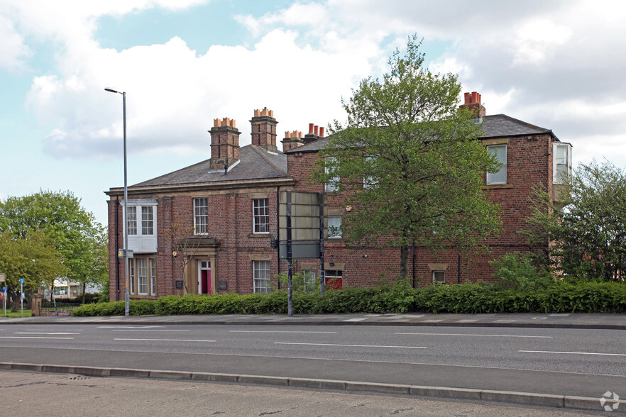 15-15A Walker Ter, Gateshead for lease - Primary Photo - Image 1 of 2