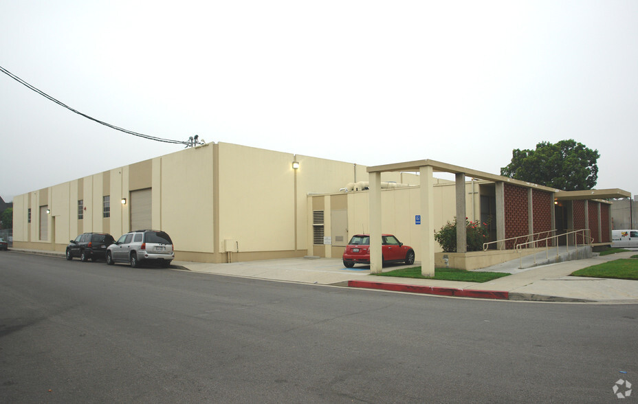 440 W Los Feliz Rd, Glendale, CA for lease - Building Photo - Image 3 of 4