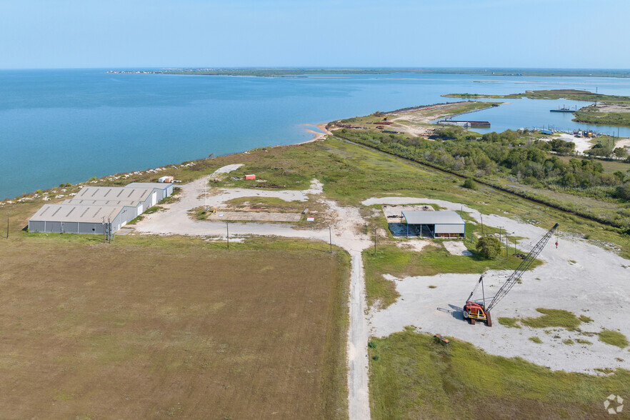 1800 S Virginia St, Port Lavaca, TX for sale - Aerial - Image 1 of 1