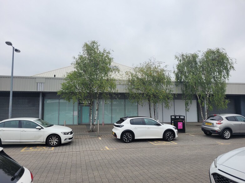 27 Cowglen Rd, Glasgow for lease - Building Photo - Image 2 of 7