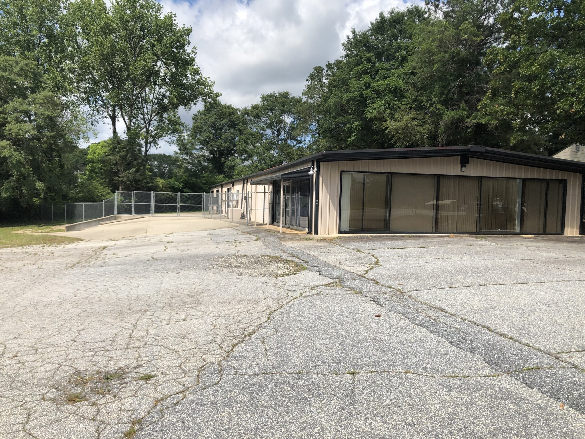 2251 S Pine St, Spartanburg, SC for sale Building Photo- Image 1 of 6