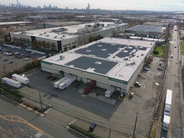 8090 Enterprise Ave, Secaucus, NJ 07094