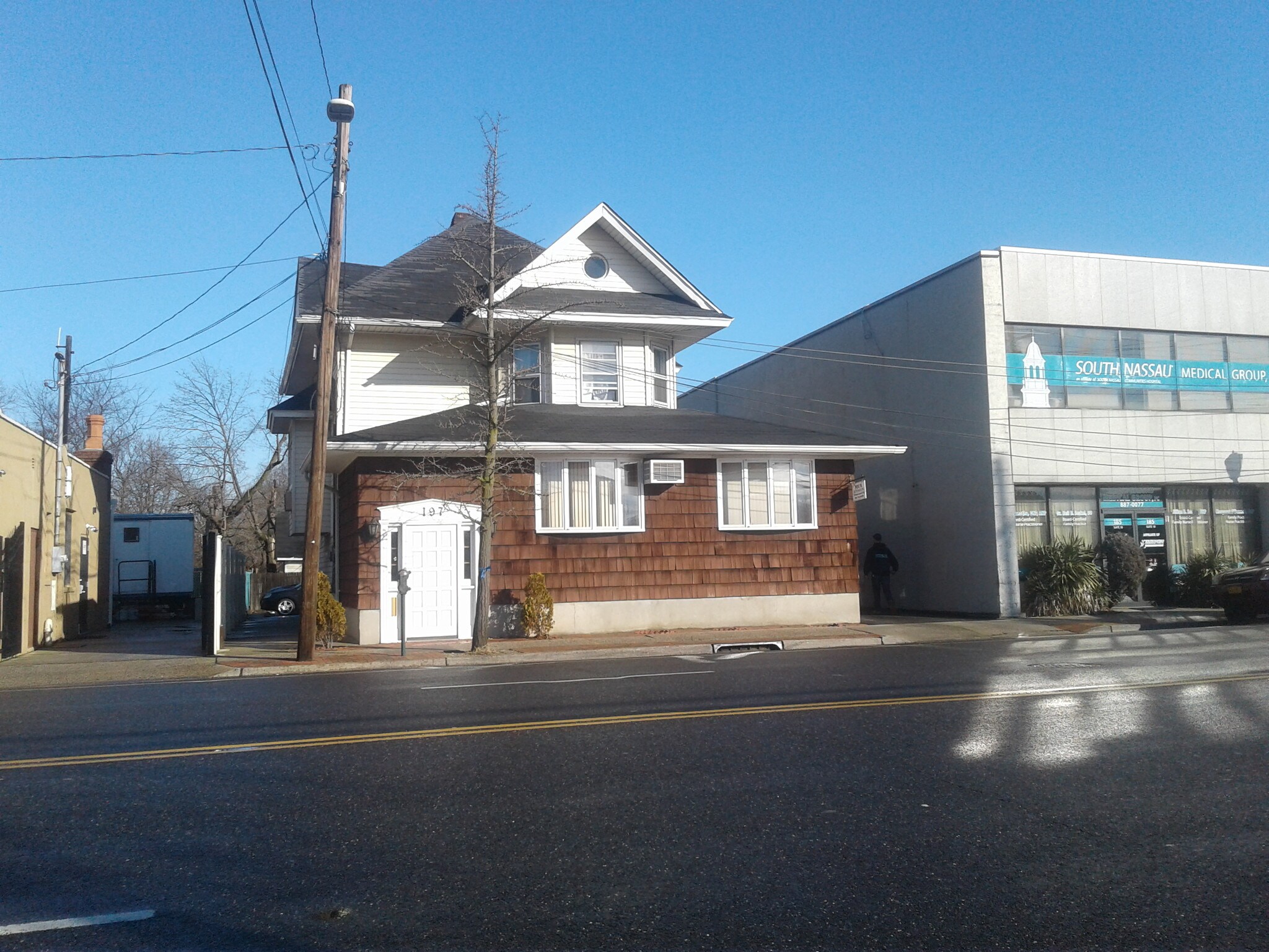 197 Merrick Rd, Lynbrook, NY for sale Primary Photo- Image 1 of 1