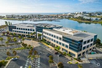 7000 Shoreline Ct, South San Francisco, CA - AERIAL  map view