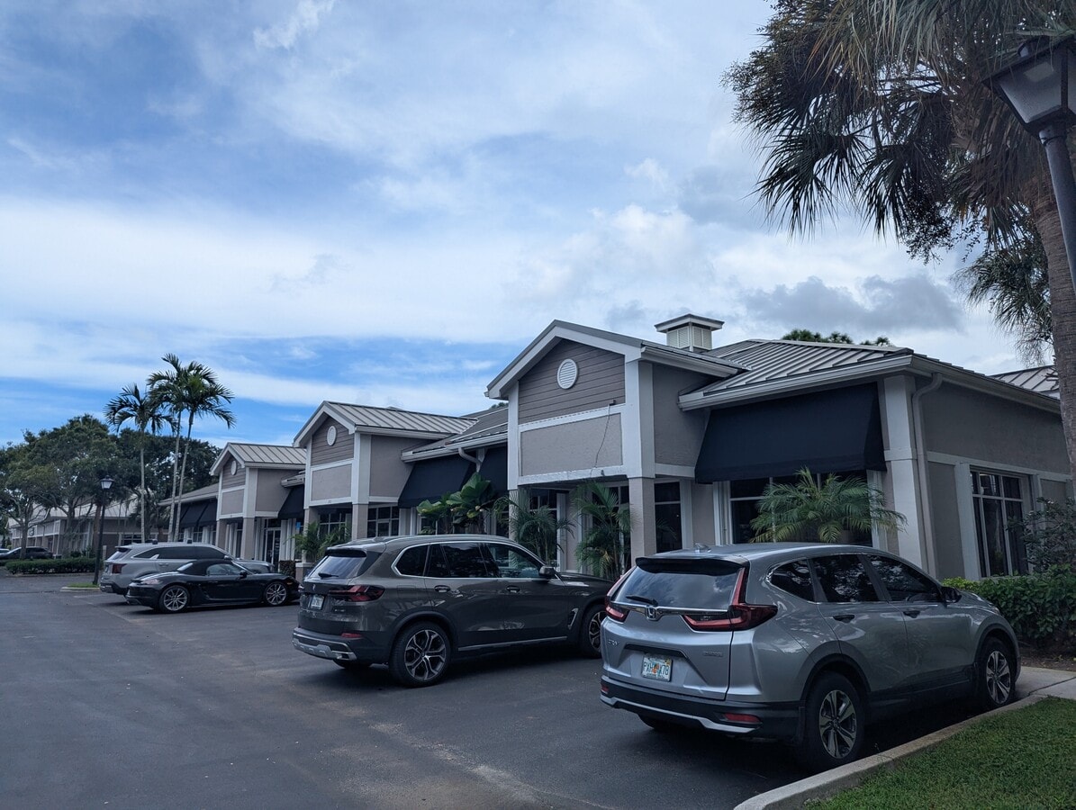 1226 W Indiantown Rd, Jupiter, FL 33458 - Unit - - - Interior Photo - Image 1 of 4