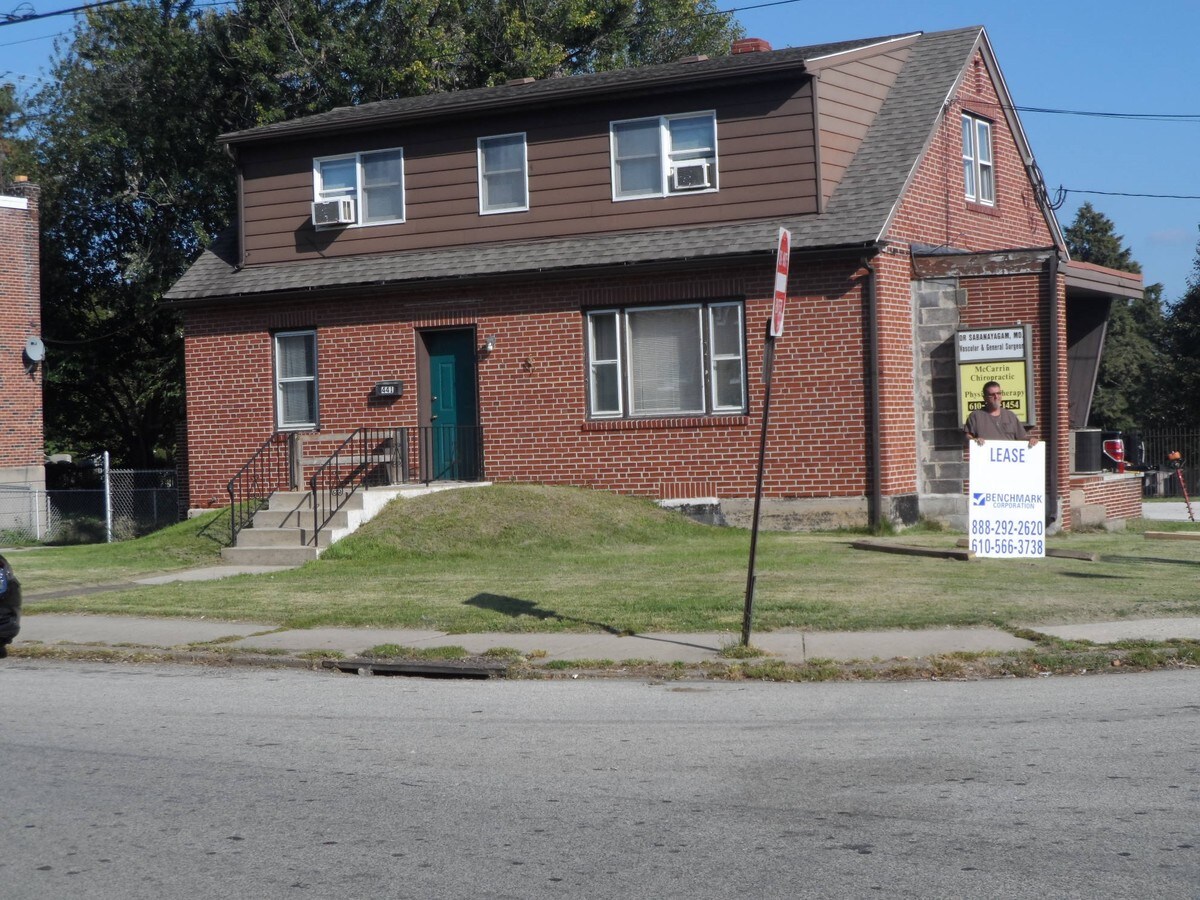 441 W 21st St, Chester, PA 19013