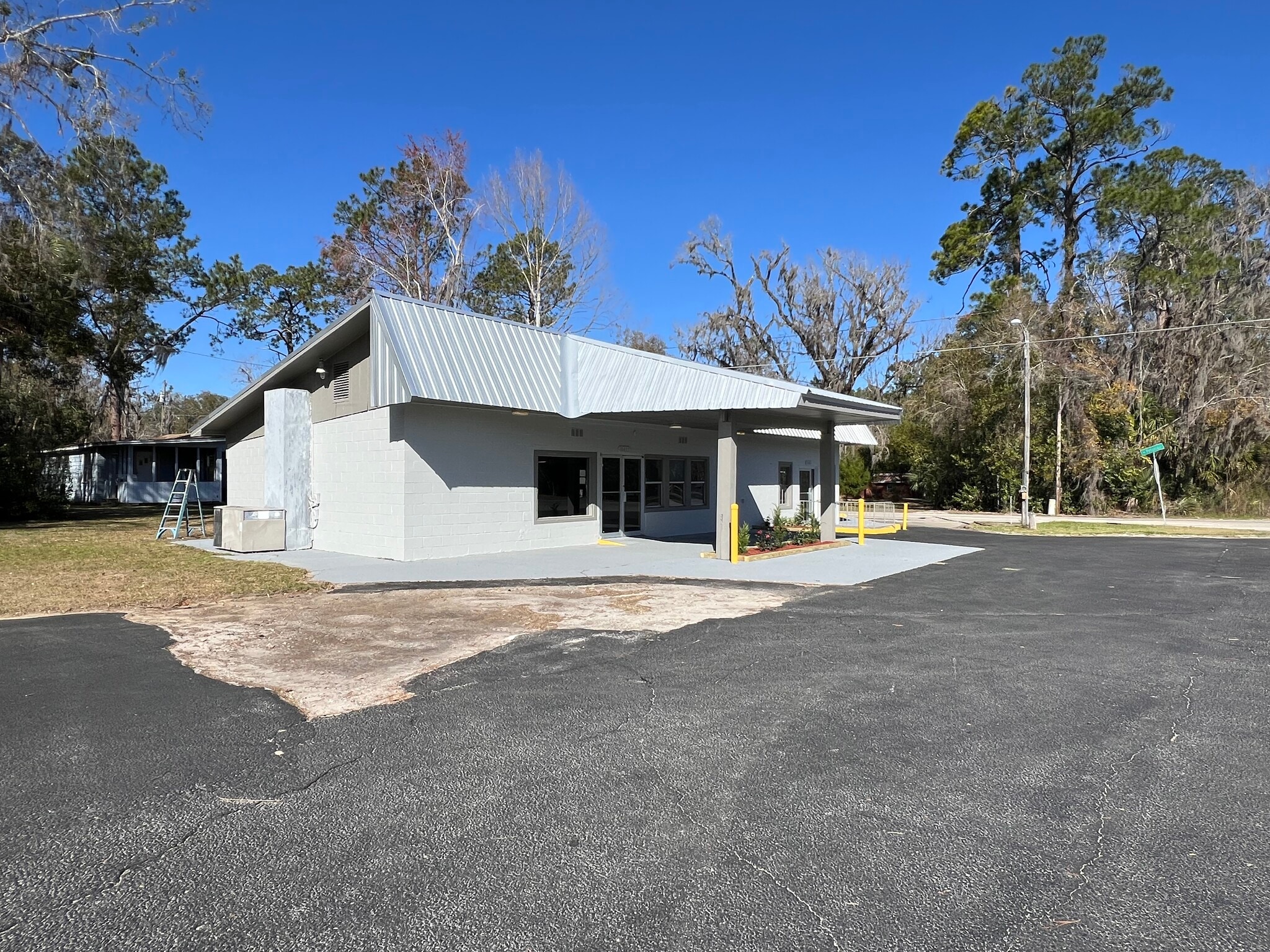 10455 NE Colin Kelly Hwy, Pinetta, FL for sale Building Photo- Image 1 of 1