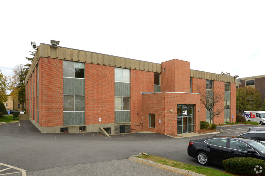 40 Washington St, Wellesley, MA for lease - Building Photo - Image 2 of 15