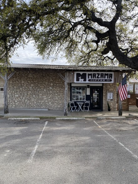 301 W Mercer St, Dripping Springs, TX for sale - Building Photo - Image 3 of 25