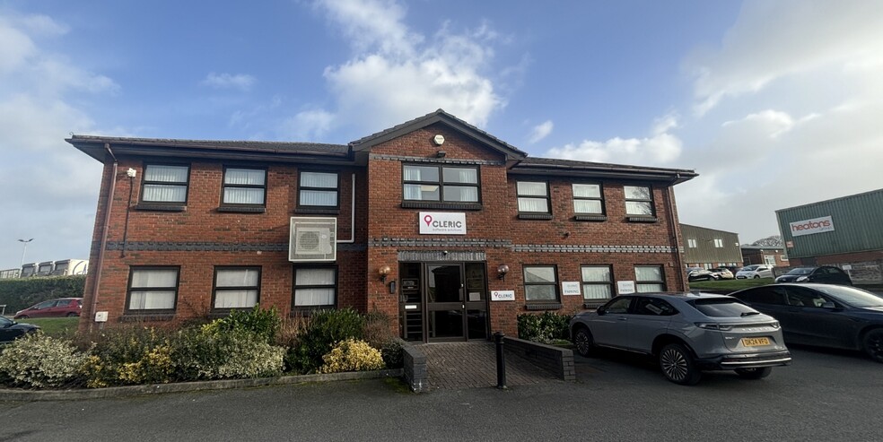 Greenfield Rd, Congleton for sale - Primary Photo - Image 1 of 2