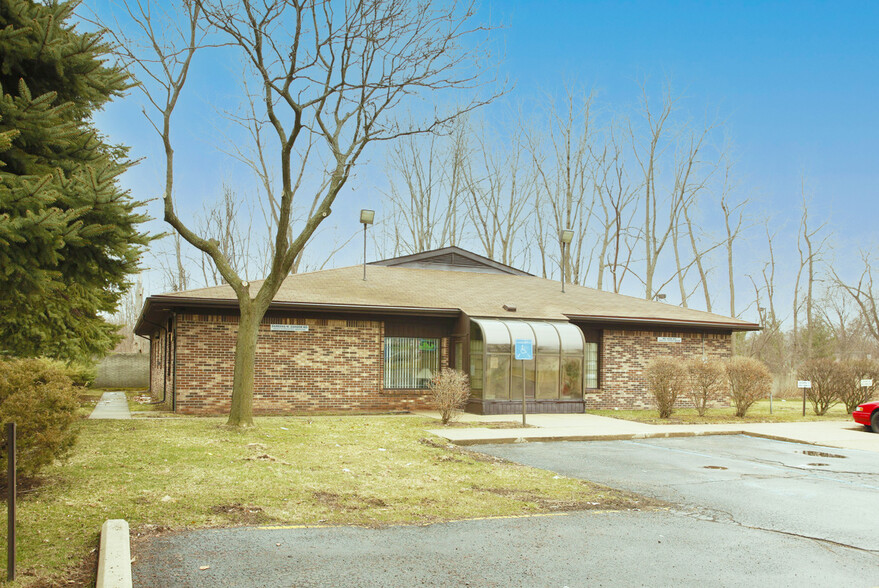 1651 S Venoy Rd, Westland, MI for sale - Building Photo - Image 1 of 1