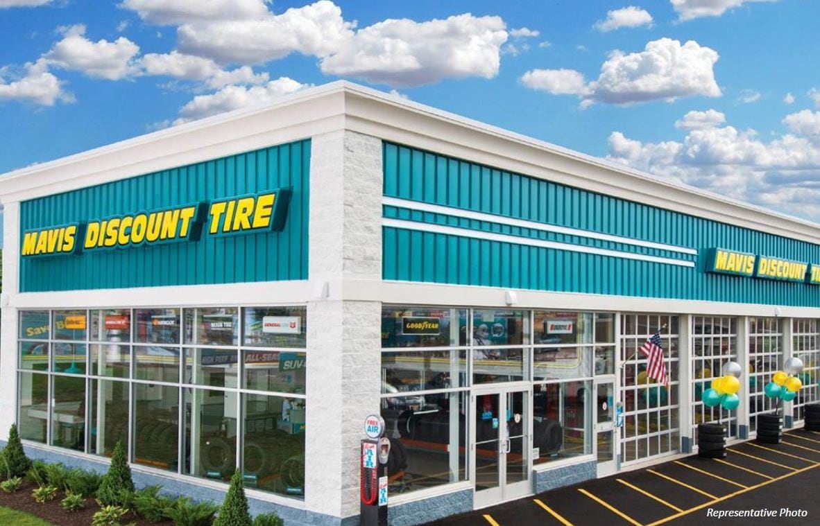 328 Hempstead Tpke, West Hempstead, NY for sale Primary Photo- Image 1 of 1