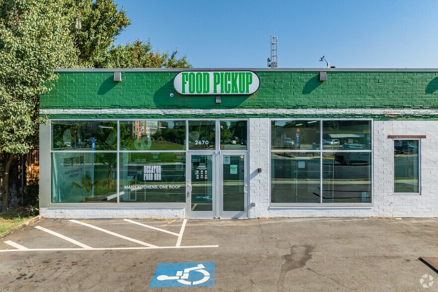 2670 E College Ave, Decatur, GA for lease - Building Photo - Image 2 of 14