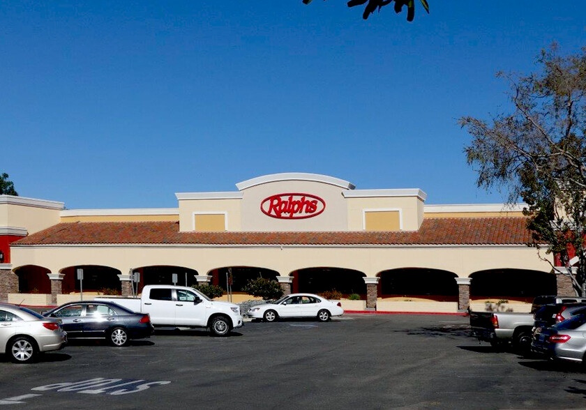 1-275 W Los Angeles Ave, Moorpark, CA for lease - Building Photo - Image 1 of 6