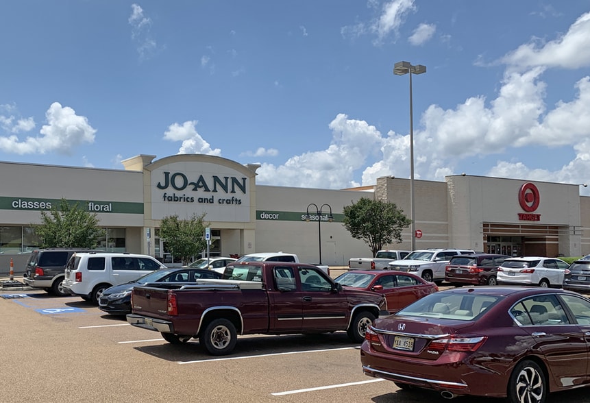 6351-6365 Interstate 55 N, Jackson, MS for lease - Building Photo - Image 1 of 7