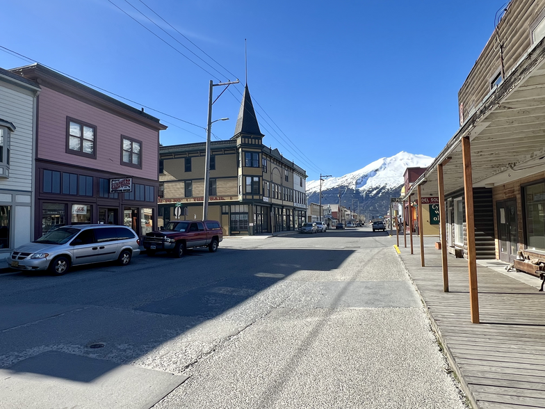 435 Broadway, Skagway, AK for lease - Building Photo - Image 2 of 8