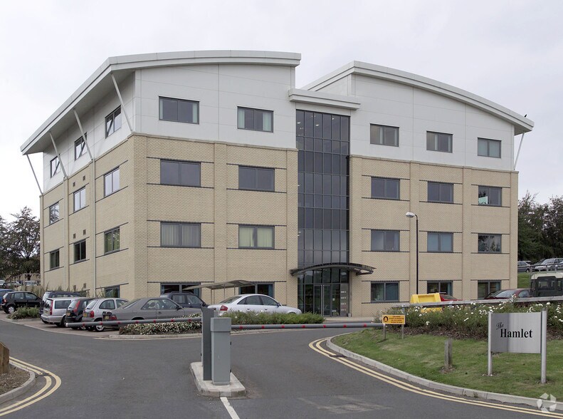 Hornbeam Park Av, Harrogate for lease - Primary Photo - Image 1 of 1