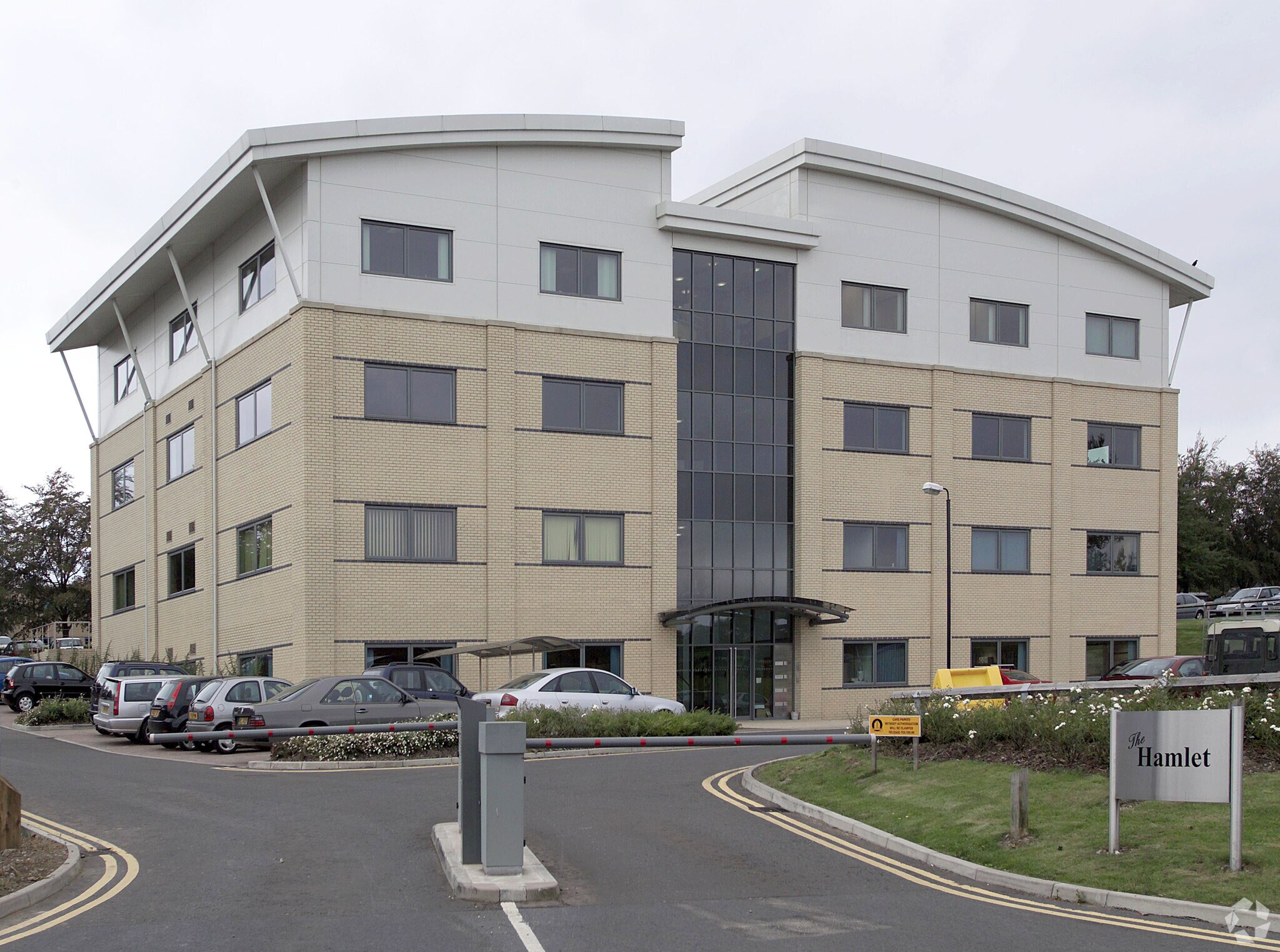 Hornbeam Park Av, Harrogate for lease Primary Photo- Image 1 of 2