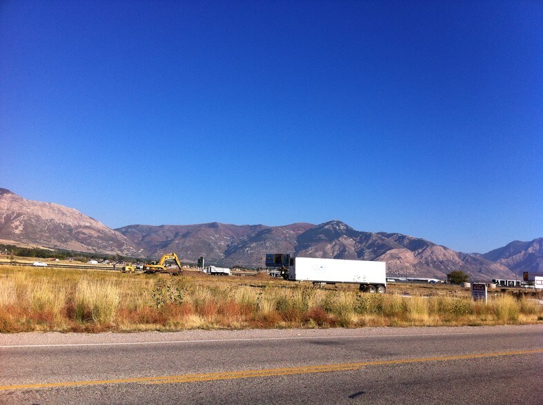 3344 N 2000 W, Farr West, UT for sale - Primary Photo - Image 1 of 1