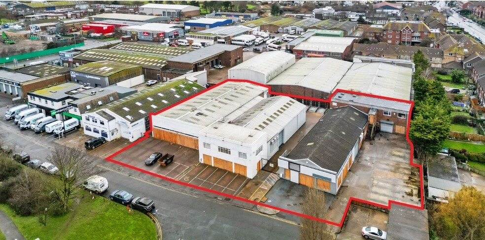 18-22 Lottbridge Drove portfolio of 2 properties for sale on LoopNet.com - Building Photo - Image 1 of 2