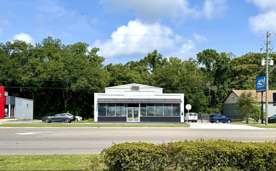 4680 Blanding Blvd, Jacksonville, FL for sale - Primary Photo - Image 2 of 10