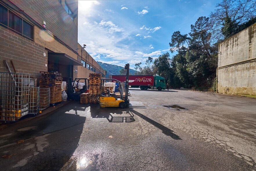 Industrial in Dosrius, Barcelona for sale - Building Photo - Image 2 of 18