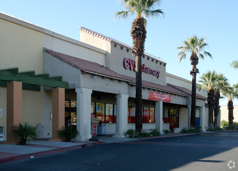 31375-31875 Date Palm Dr, Cathedral City, CA for lease - Primary Photo - Image 1 of 9