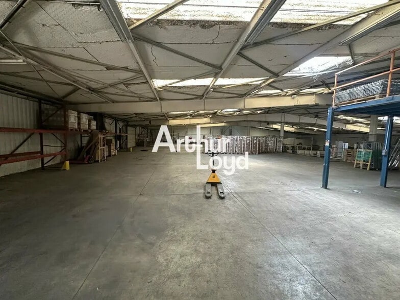 Industrial in Colomars for lease - Interior Photo - Image 3 of 4